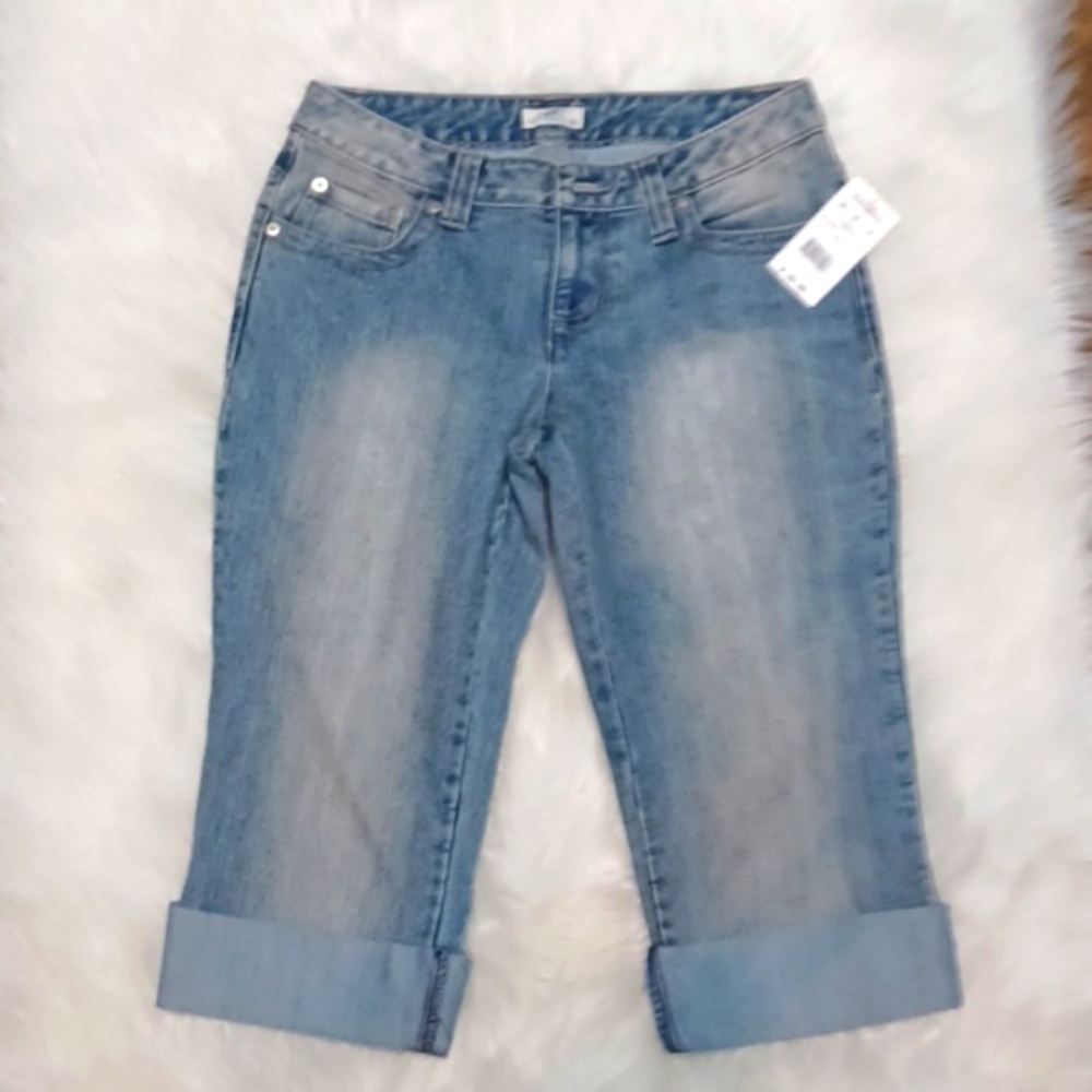 So Wear It Declare It Blue Cropped Jeans